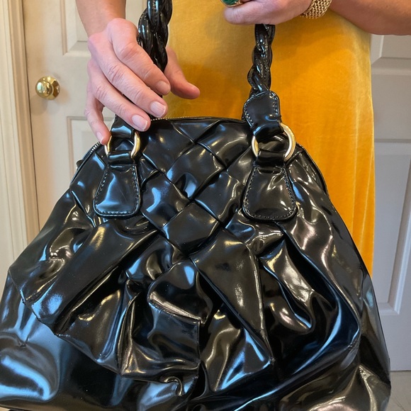 Valentino Garavani Black Patent Leather Braided Handle Shoulder Bag Tote w/ wear - Picture 6 of 16